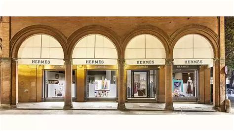 Negozio HERMES a BOLOGNA in Via Farini 16 